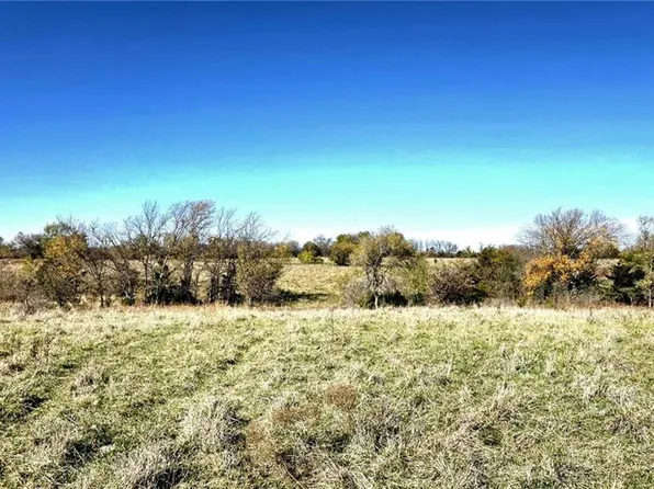 0 Route 1 Rd, Blue Mound, KS 66010