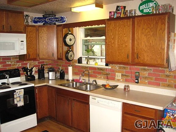 4th image of 549 Honeycomb Ln