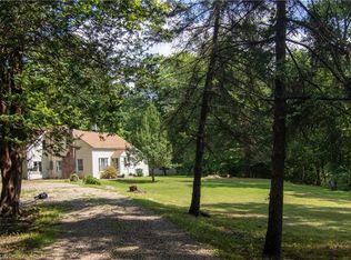 2797 S Hametown Rd, Barberton, OH 44203