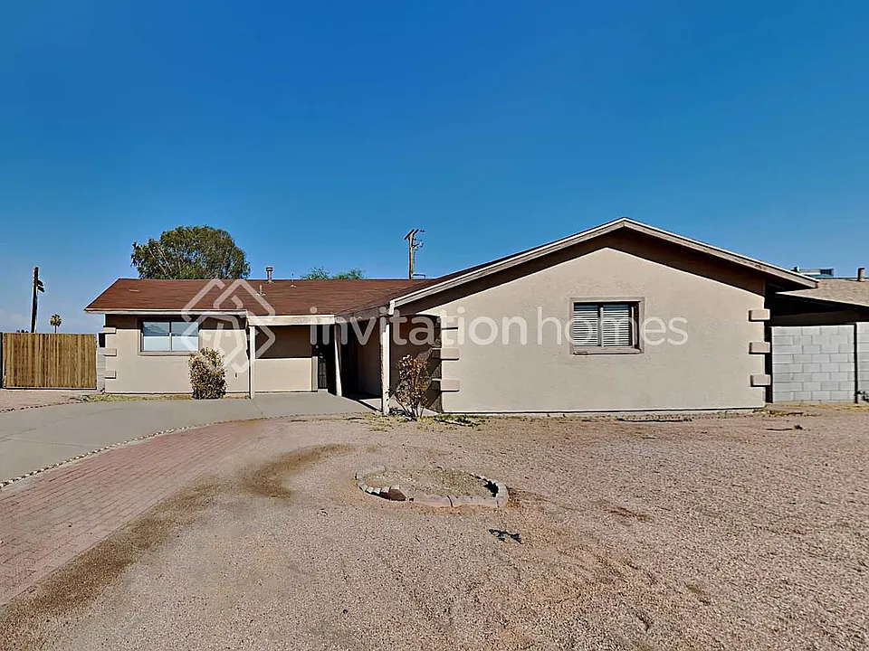 5849 N 62nd Dr