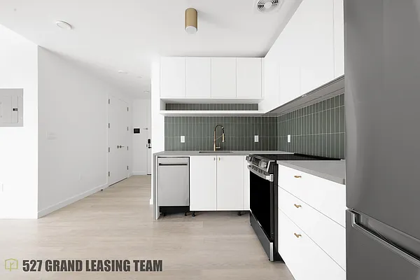 Rented by Twin Group | media 36