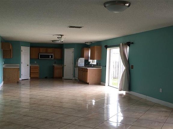 2nd image of 5869 Windridge Dr