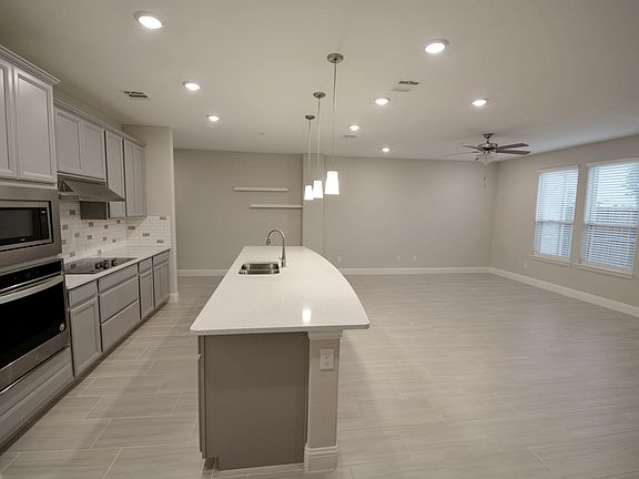 3rd image of 5626 Niagara Rd