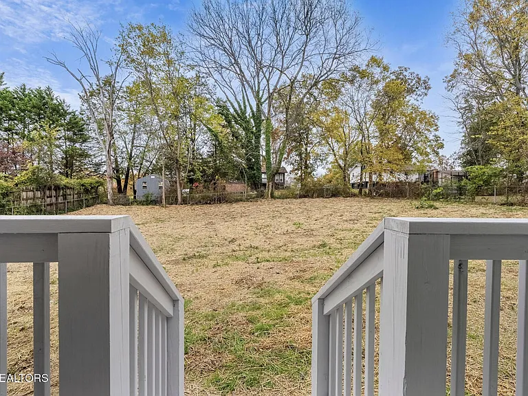 6741 Heatherbrook Dr — Photo 31