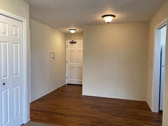 4th image of 1117 Laguna Ave APT 4