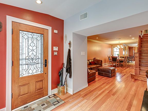 3rd image of 1316 Bigler St