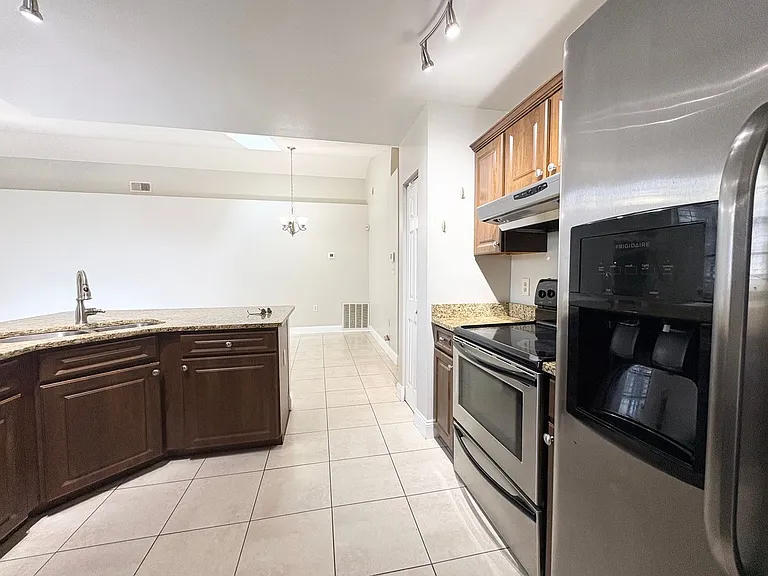 1660 Cracker Creek Ct #1 — Photo 11