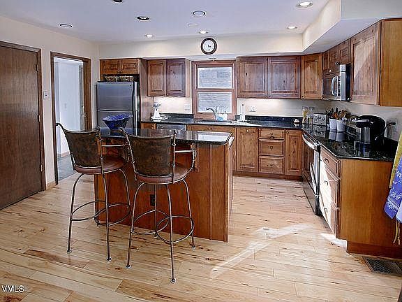 4th image of 391 Deer Blvd APT W