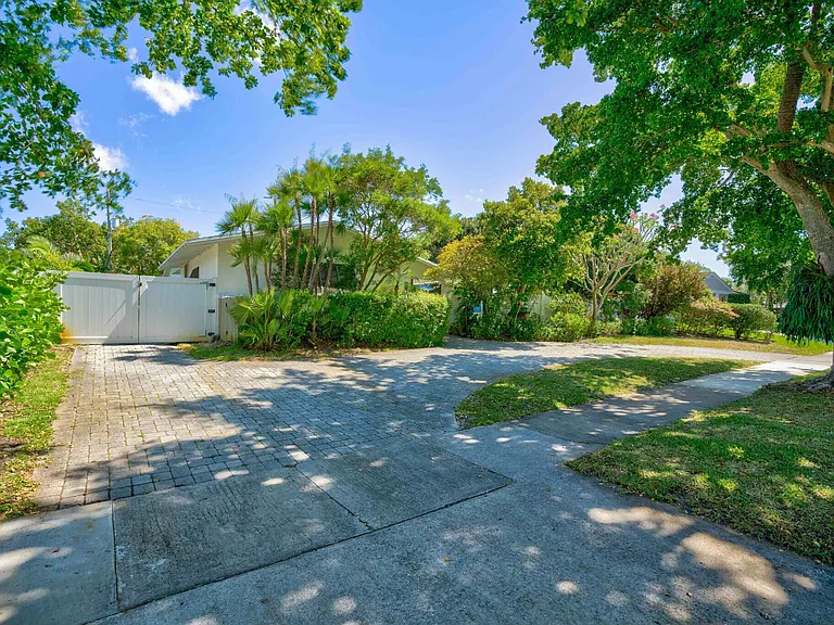 547 Marlin Rd — Photo 27