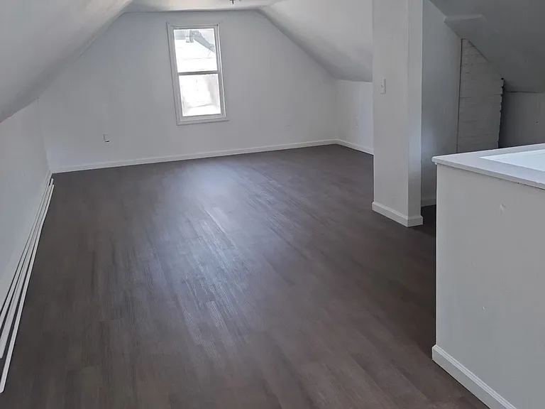506 Green St — Photo 7