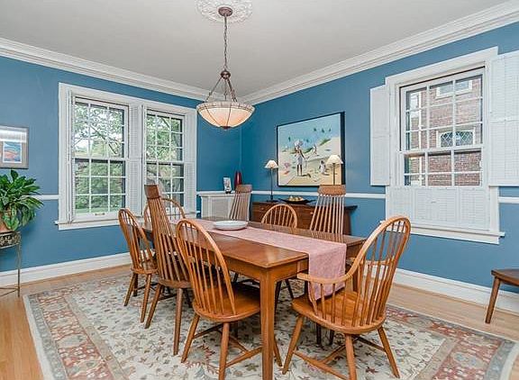5th image of 7317 Teasdale Ave