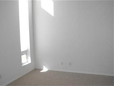 2nd image of 702 Broadway Blvd SE APT 12