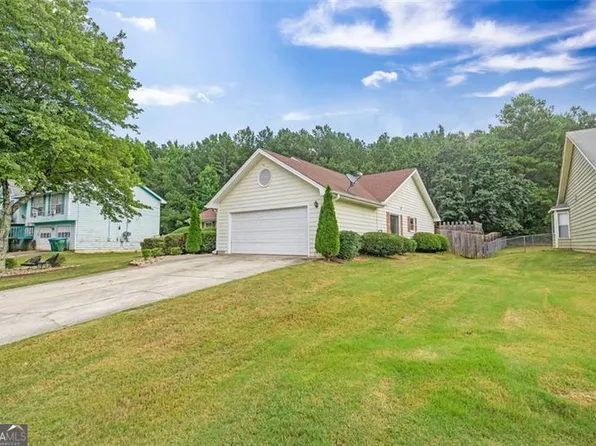 2422 Rosedale Creek Dr, Snellville, GA 30078