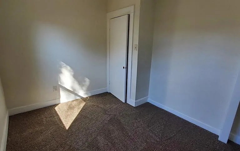6841 Mohawk St — Photo 11