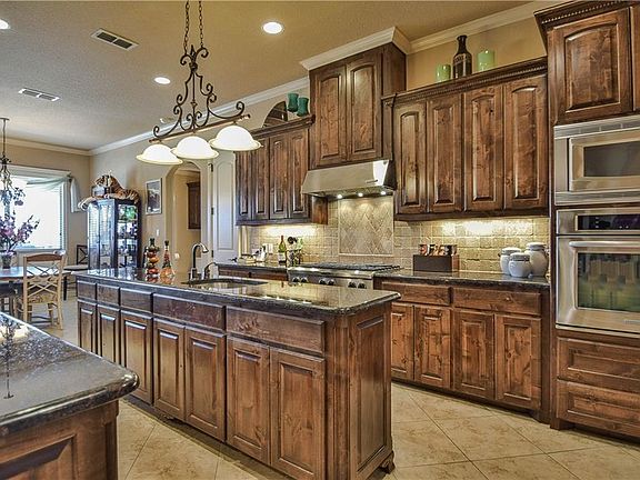 5th image of 1604 Malibu Bay Ct