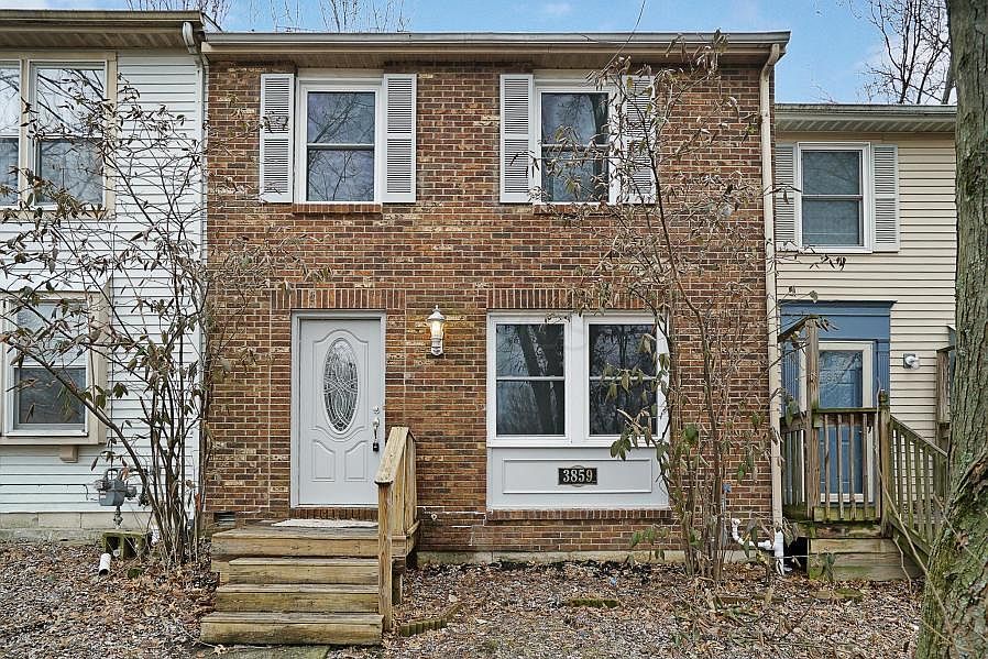 1st image of 3859 Julia Ct