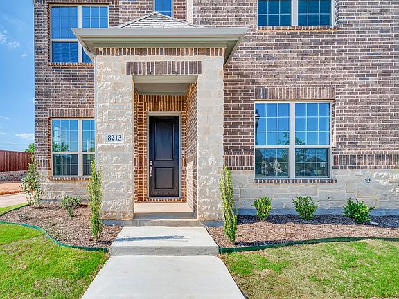 3rd image of 8213 Cotton Belt Ln