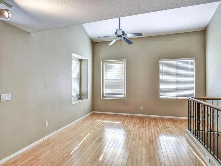 880 W Aspen Way — Photo 8