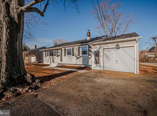 12 Davies Rd, Newark, DE 19713