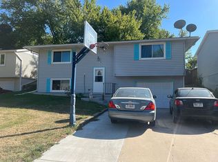 1205 E 16th St, Crete, NE 68333