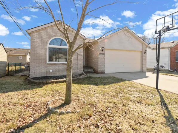 34268 Pennsylvania St, Clinton Township, MI 48035