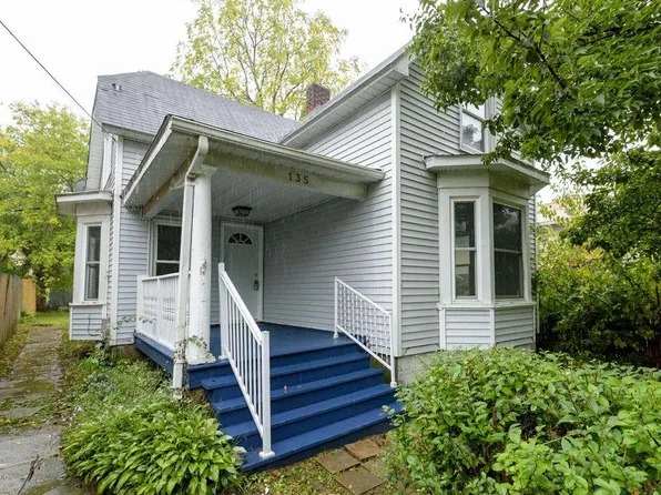 135 Burr Oak St, Kalamazoo, MI 49001