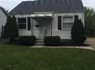 19139 Woodside St #19139, Harper Woods, MI 48225