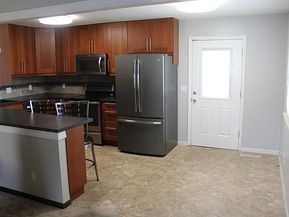 5th image of 1721 Avenue P