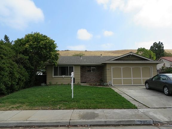 2nd image of 3850 Edenwood Dr