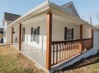 416 Granite St, Mount Airy, NC 27030