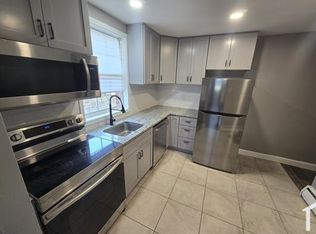 415 W Logan St FLOOR 2, Norristown, PA 19401