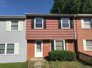 8574 Pellam Ct, Marshall, VA 20115