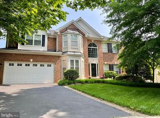 311 Riding Trail Ct NW, Leesburg, VA 20176