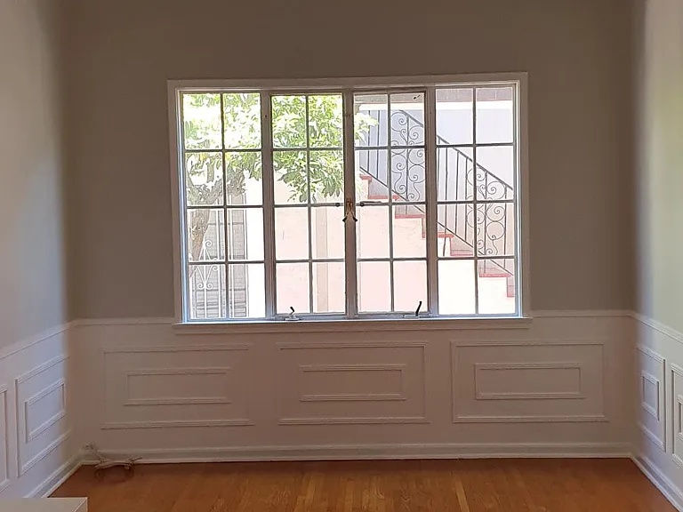 917 S Hobart Blvd — Photo 9