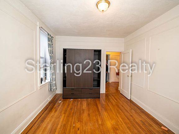 4th image of 34-12 29th St #4D