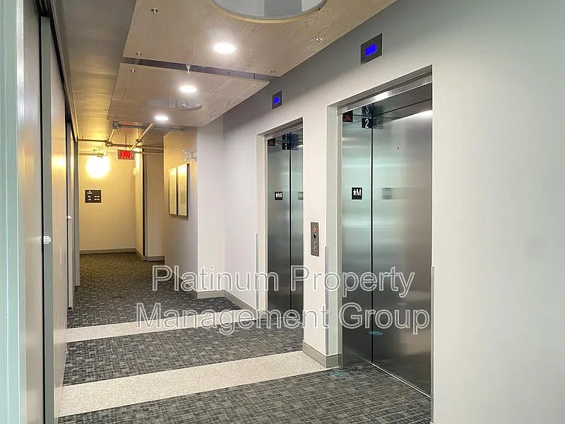 1 bed, 1.0 bath, 607 sqft, $1,700 — Photo 3