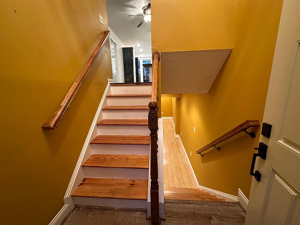 1st image of 502 Greenhill Ct