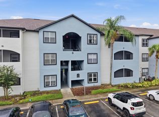 16303 Enclave Village Dr #103, Tampa, FL 33647