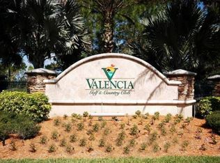 1913 Par Dr, Naples, FL 34120