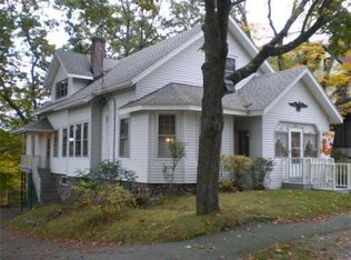 4 Bishop Ave, Worcester, MA 01603