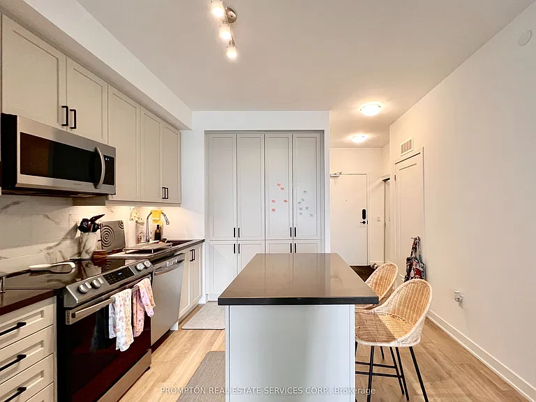 95 Oneida Cres #1208 — Photo 21