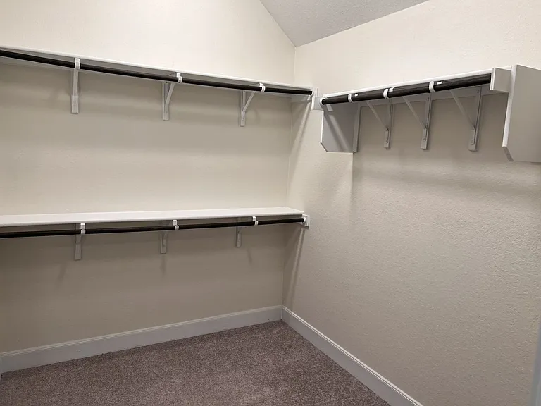 10215 High Noon Dr — Photo 27