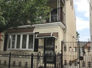 5814 78th Ave, Ridgewood, NY 11385