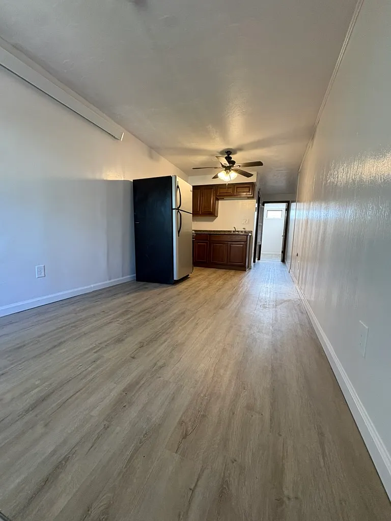 1 bed, $750 — Photo 2