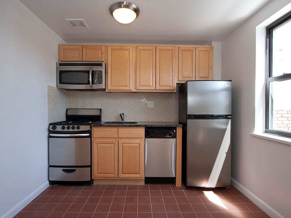 2nd image of 108 Ludlow St Suite 5F