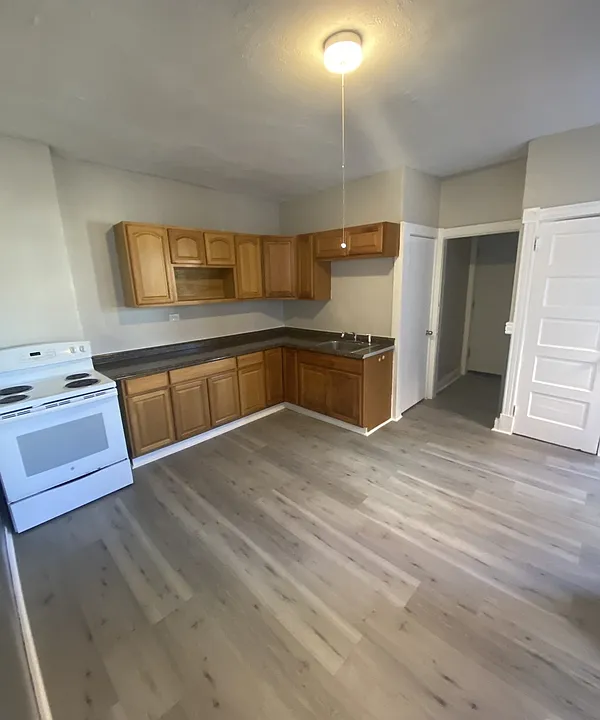 441 Wethersfield Ave #2N