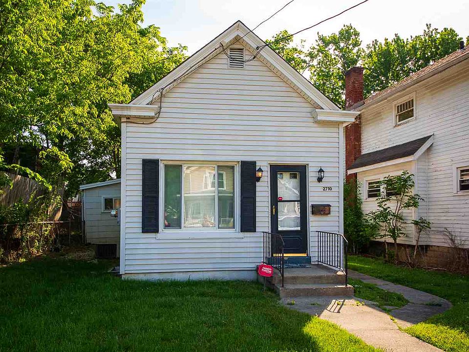1st image of 2710 Alexandria Ave