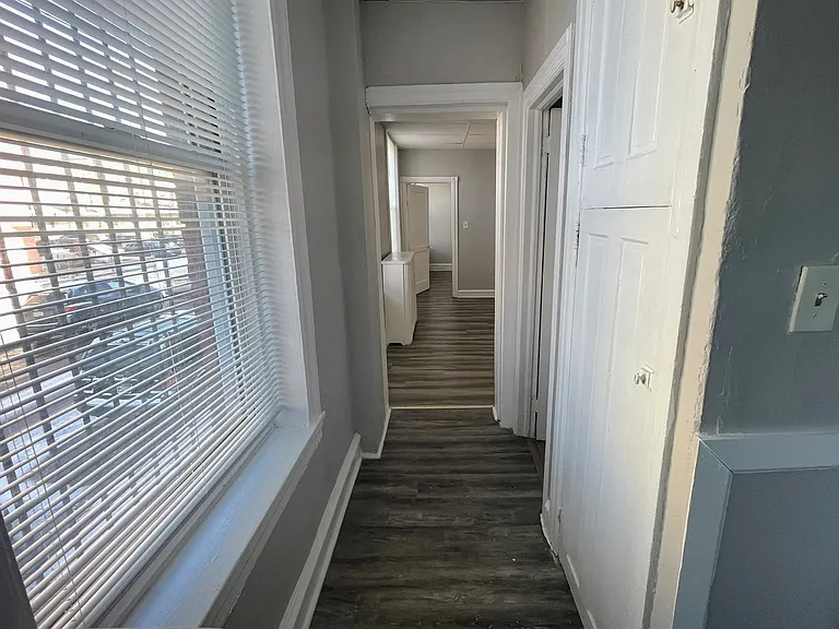 1242 W Allegheny Ave #1R — Photo 9