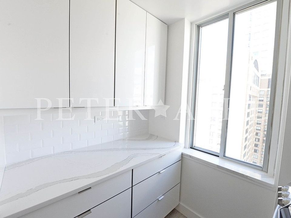 1st image of 220 E 65th St APT 14H