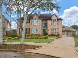 814 Blakely Ct, Sugar Land, TX 77479